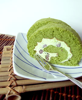 シェ・タニ白山店　八女抹茶ロール