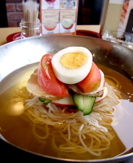 韓国料理と焼肉　亞良人　冷麺