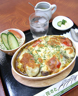 花さと　焼きうまカレー