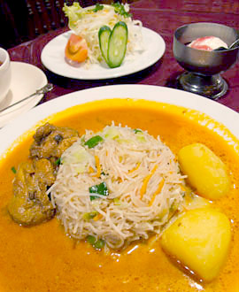 スリランカ　くまもと　ヌードルカリーランチ