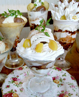 レストラン　アンティーク　モンブランチョコ