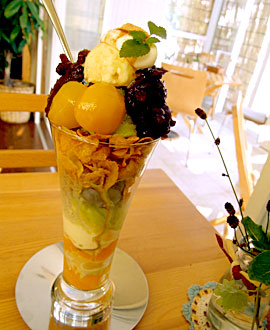 CAFE　CHIFFON　抹茶パフェ