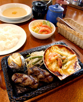 センターリバー　石原店　ハンバーグとシーフードグラタンのセット