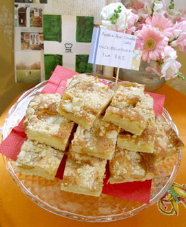 Tomi’s SHORTBREAD　HOUSE　林檎と洋梨のクランブルケーキ