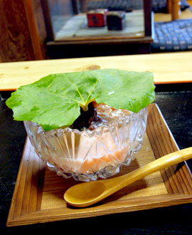 いまきん食堂　いちごぜんざい