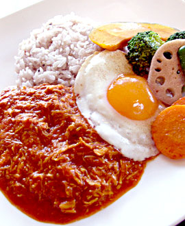 甘味処みなわ　チキントマトカレー