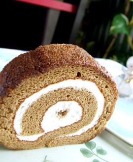 洋菓子　シェ・ボワ　黒糖ロール