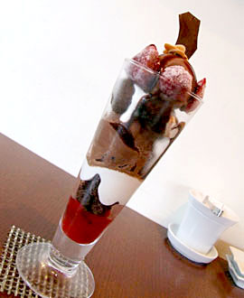 feal　チョコレートパフェ