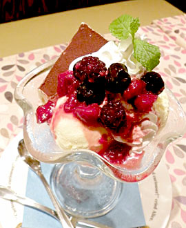 ラケル　イオンモール熊本クレア店　ティラミスパフェ
