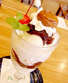 sha ra ra　紀州梅白玉あずきパフェ