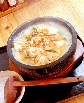 讃岐うどん　みのり　キムチ鍋