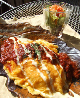 GLOBAL KITCHEN　BAMBOO CAFE　世界一おいしいオムライス